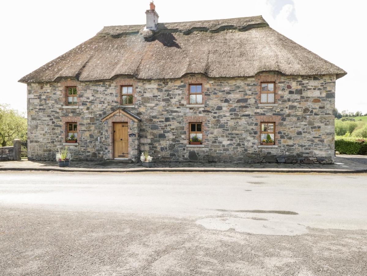 An Maide Ban, Cootehill Villa Buitenkant foto