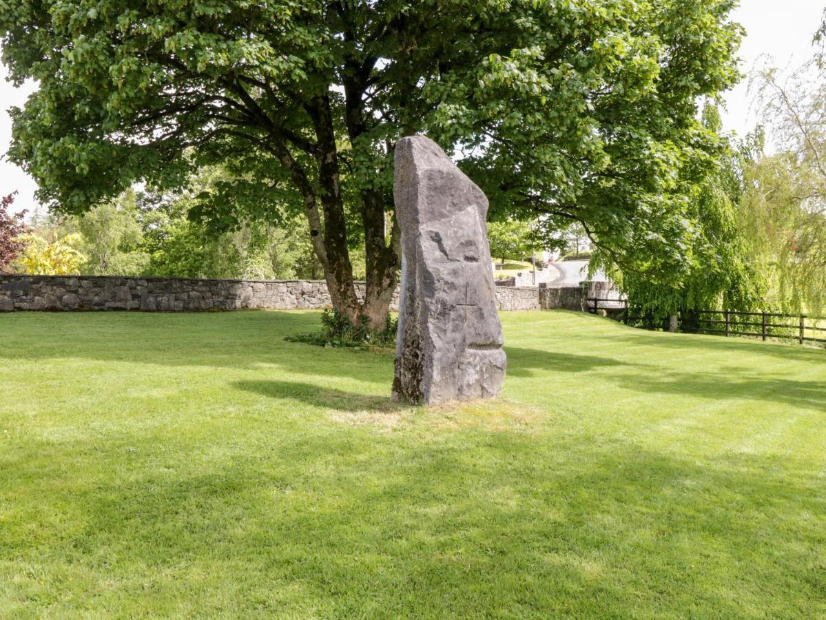 An Maide Ban, Cootehill Villa Buitenkant foto